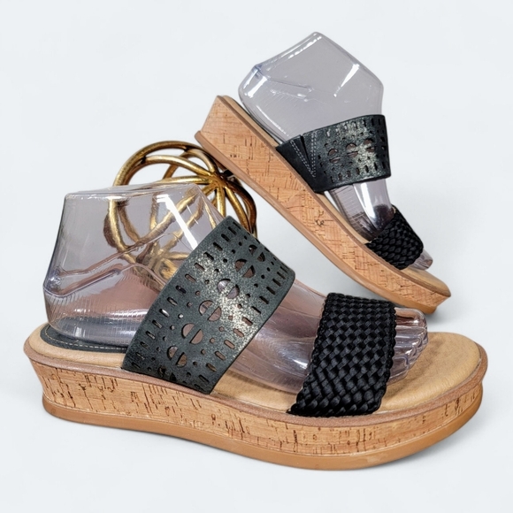 Latigo Kate Black Wedge Sandals Size 8 Shimmer Woven Cork Wedge - Picture 1 of 17